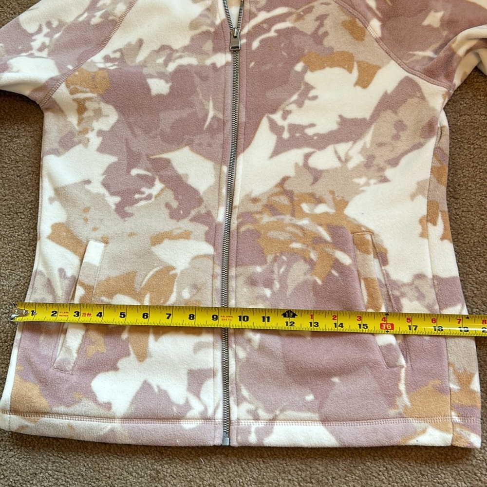 Calvin Klein Performance cute camo fleece hoodie. Small. Like new!! - Picture 11 of 14